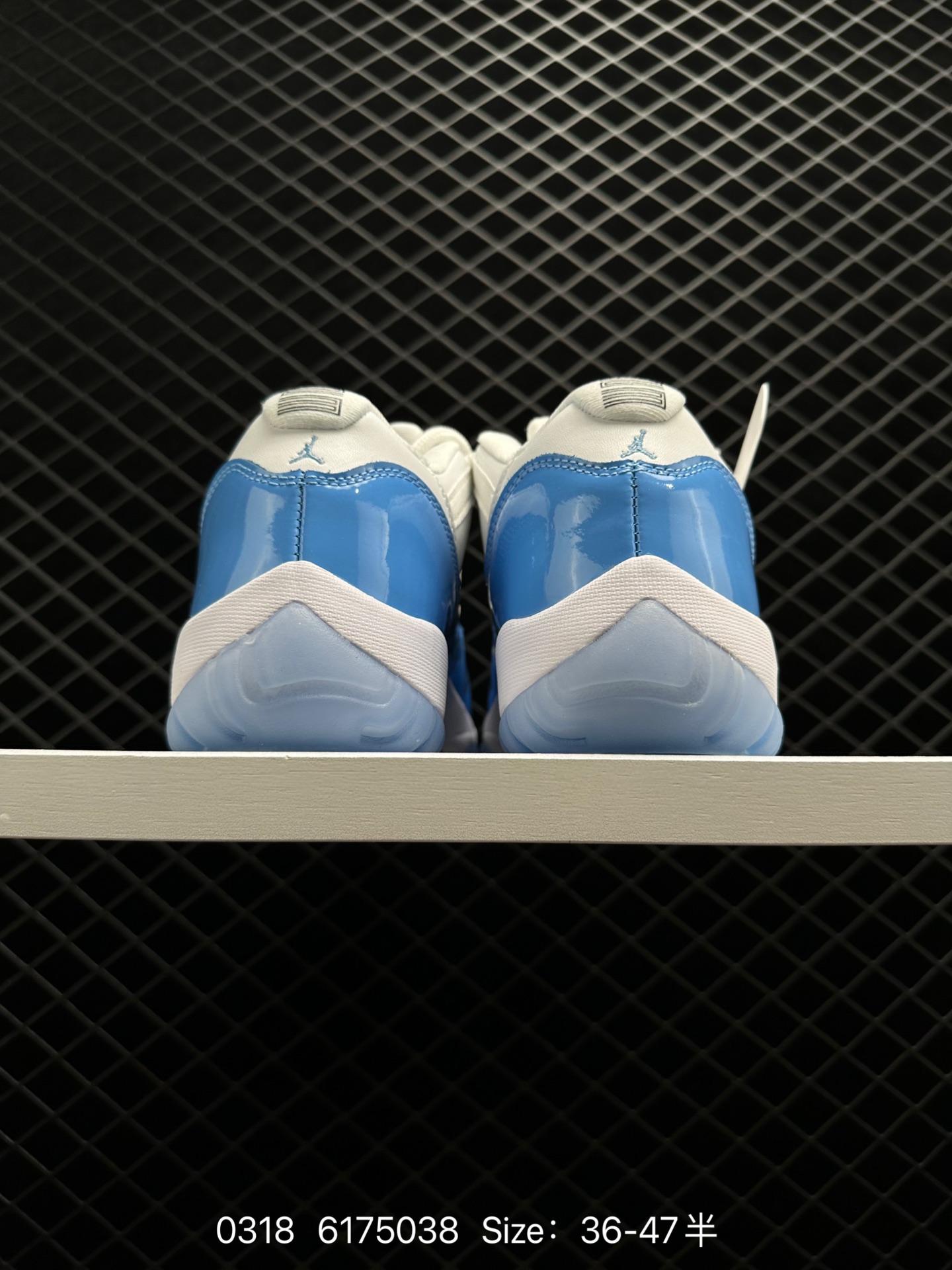 Air Jordan 11 Low “Legend Blue”